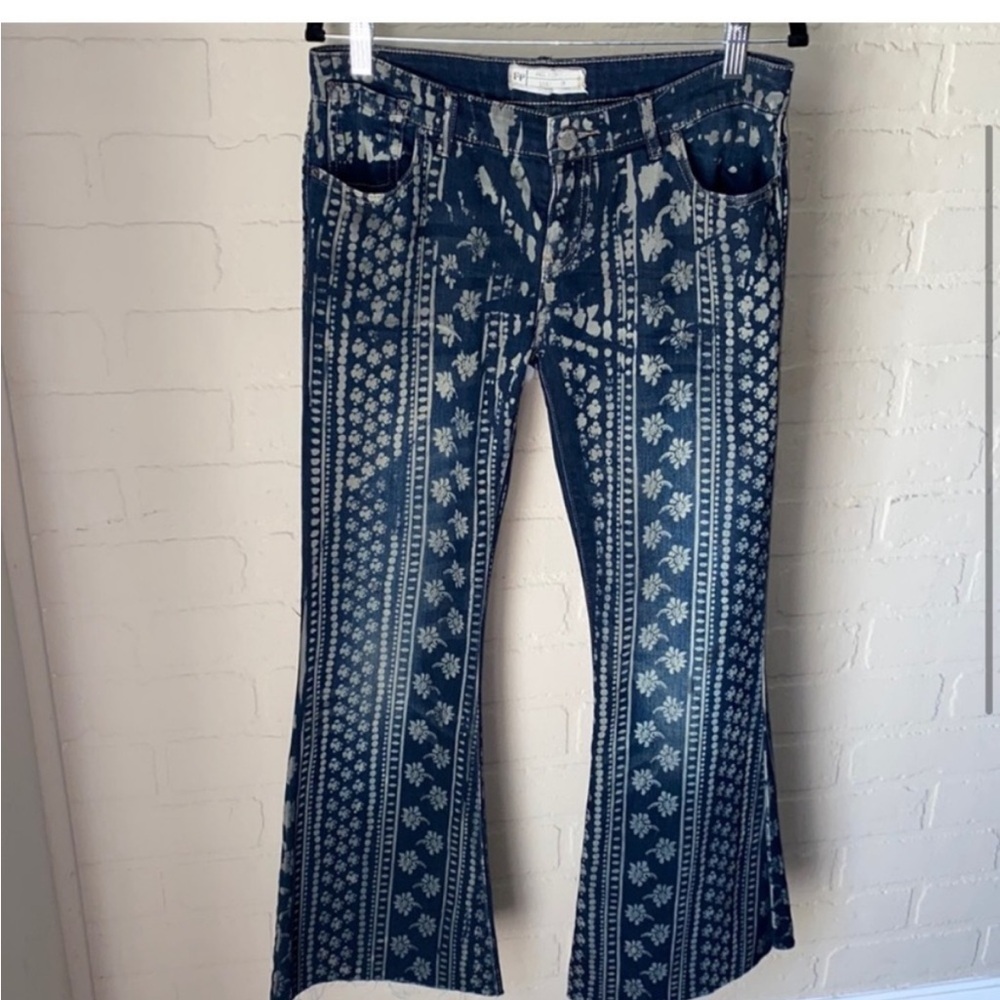 Free People jeans mantra RARE 28 has stretch flare boho hippie bohemian